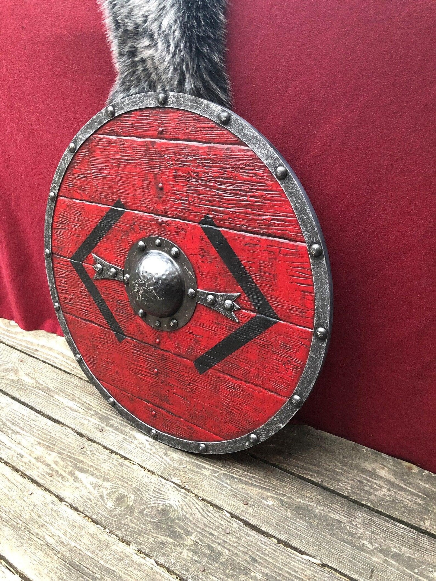 Björn Ironside Wikingerschild aus Holzbrettern, 24"